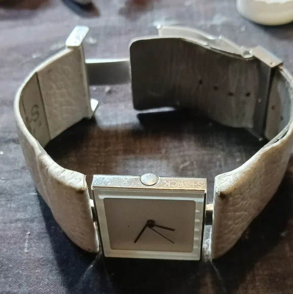 Lady's Phillipe Starck with Fossil Watch Co. White band - Picture 8 of 9